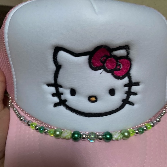 Nissun hello Kitty cap - Picture 6 of 6